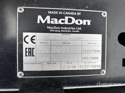 MacDon FD75 40 ft Draper Combine Header