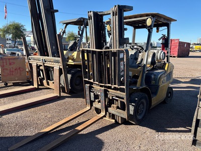 Cat 2P 5000 Pneumatic Tire Forklift
