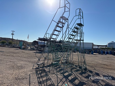 Quantity of (6) Rolling Staircase Échelle