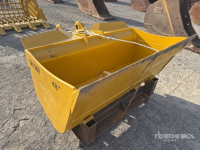 2025 HW BKT30748TILT 48 in Cleanup Graafmachine Bak - Fits Cat 307 (Unused)