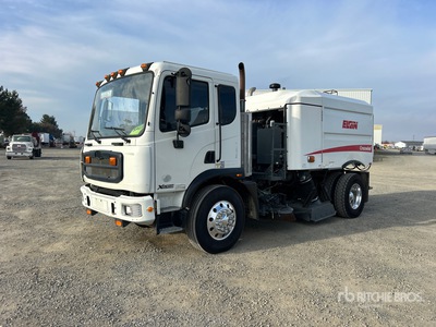 Elgin on 2011 Autocar Camion barredora