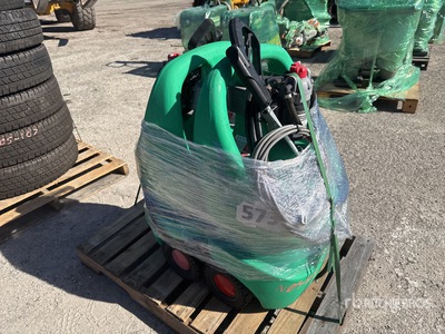 Quantity of (2) Electric Bug Spayers 農業関連 - その他