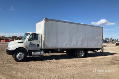 2018 International 4300 4x2 Van Truck