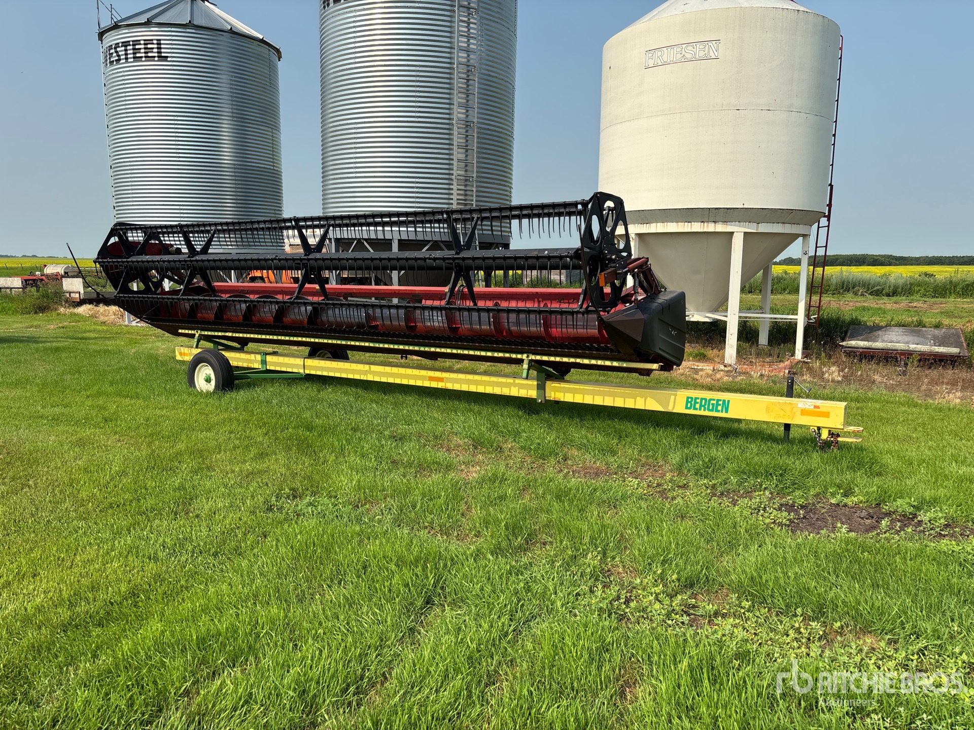 1992 Case IH 1010 25 ft Rigid Combine Header