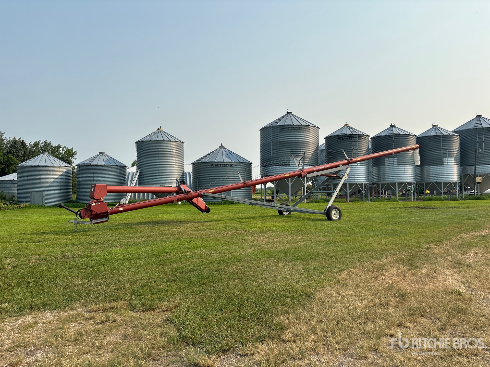 2004 Sakundiak HD10-1800 10 in x 59 ft Swing Grain Auger