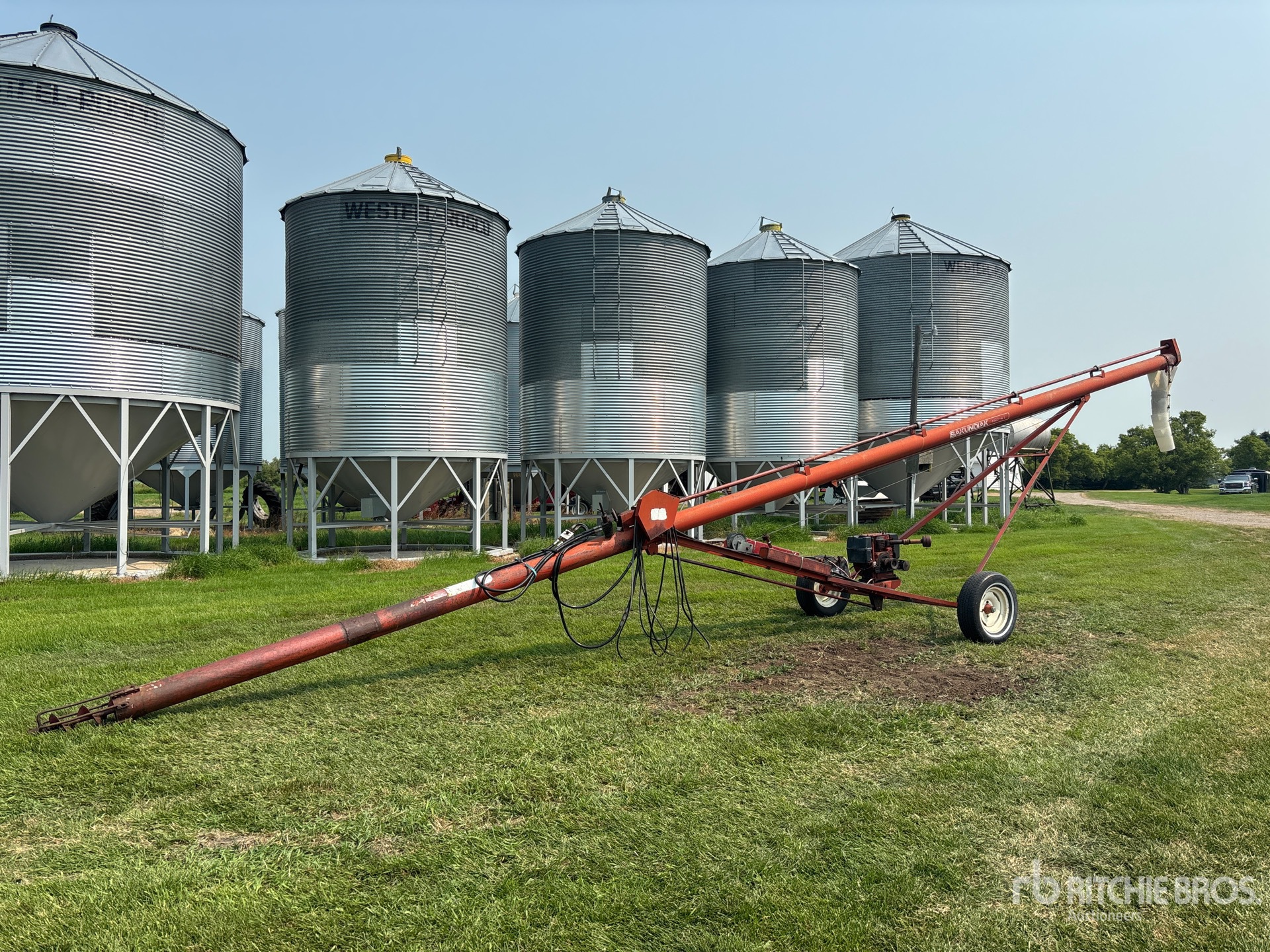 Sakundiak 7 in x 41 ft Grain Auger