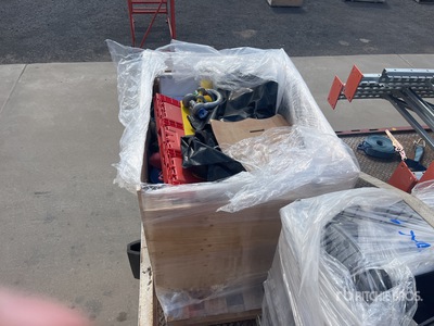 Box of assorted items