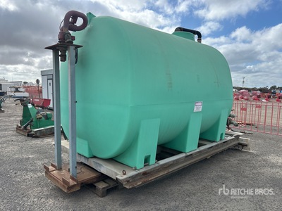12500 L Truck Chassis Poly Water Tank