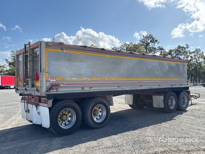 2007 Hercules 8.2 m Quad Dog Hinterkipper