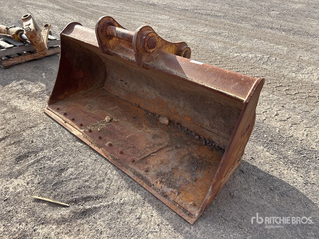 Bucketman 2070 mm Q/C Cleanup Excavator Bucket - Fits Cat 322 | Ritchie ...