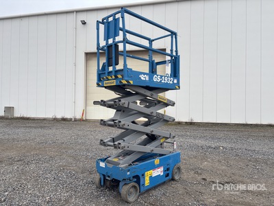 2015 Genie GS1932 Electric Scissor Lift