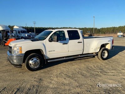 2013 Chevrolet 3500 4x4 Crew Cab Pickup