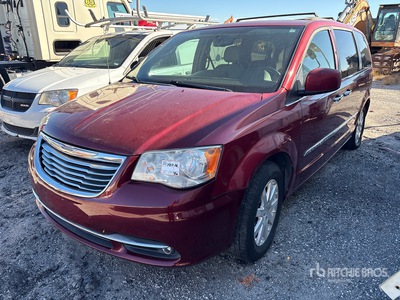 2015 Chrysler Town & Country Minivan
