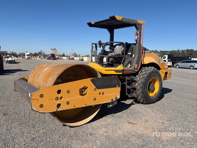 2019 Volvo SD115B Smooth Drum Compactor