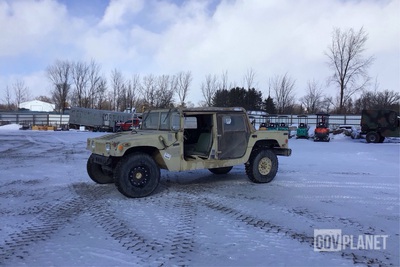 AM General M1097R1 HMMWV 4 Door Soft Top w/Truck Body