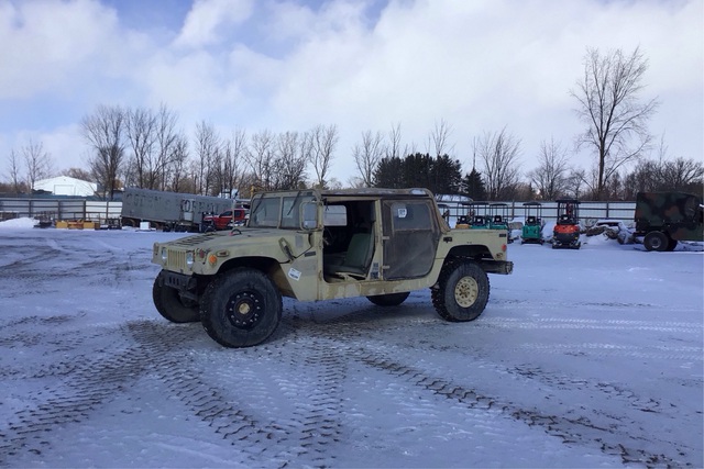 AM General M1097R1 HMMWV 4 Door Soft Top w/Truck Body