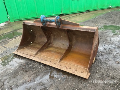 Geith 2070 mm Cleanup Excavator Bucket