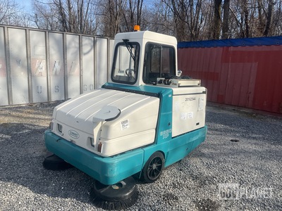 Tennant 6650XP Sweeper