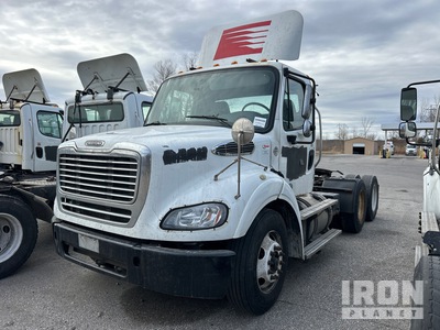 2017 Freightliner M2 112 6x4 تراكتور شاحنة نهارية (ثنائية المحور)
