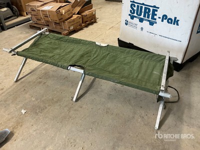(43) Folding Cots