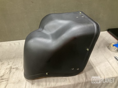 (7) Mercedes-Benz 406 880 54 56 Engine Hoods