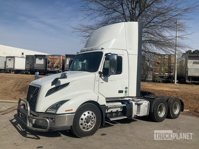 2020 Volvo VNL 300 6x4 T/A Day Cab Truck Tractor