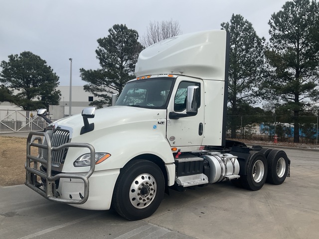 2020 International LT625 6x4 T/A Day Cab Truck Tractor