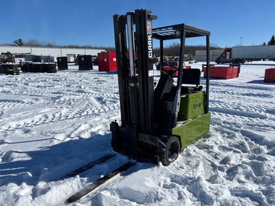1983 Clark TM15S 2250 lb Electric Forklift (Inoperable)