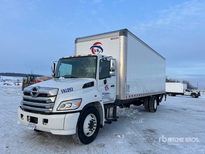 2023 Hino 338 4x2 Van Truck