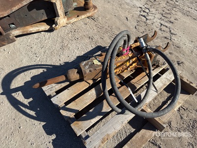 Indeco HP200 Hydraulic Breaker - Fits John Deere / Hitachi 1,550-6,500lb Machine