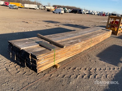 Quantity of (69) 2 in x 8 in x 20 ft SYP Holz (Unused)