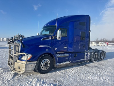 2020 Kenworth T680 6x4 T/A Sleeper Truck Tractor