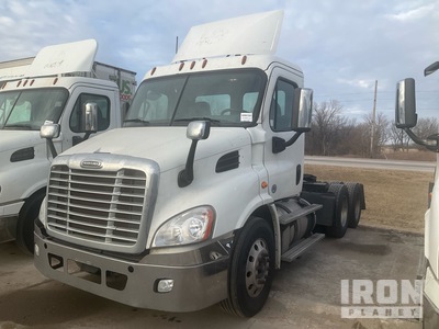 2016 Freightliner CA113 6x4 T/A Day Cab Truck Tractor (Inoperable)