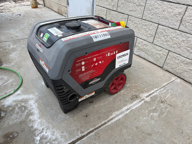 2022 Briggs & Stratton Q6500 Portable Generator Set