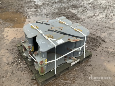 Quantity of (4) Strickland 440 mm Digging 18" Excavator Bucket - Fits Hitachi ZX22/26 (Unused)