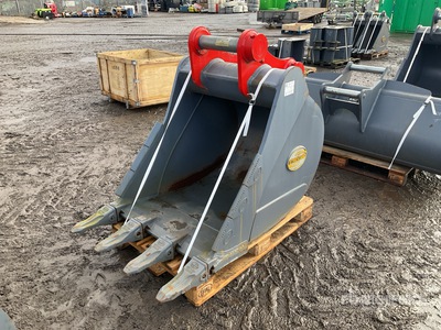 Strickland 21T 850 mm Digging Excavator Bucket - Fits Komatsu PC210 (Unused)