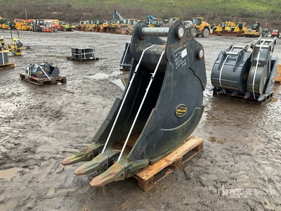 Strickland R29024 550 mm Digging Excavator Bucket - Fits Hyundai HY290 30T (Unused)