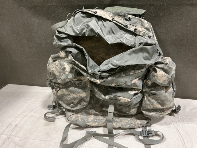 (23) Large Field Pack Sets