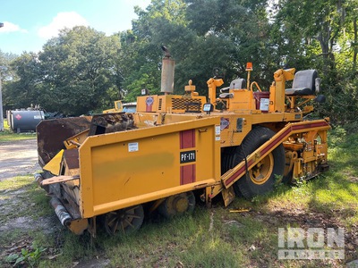 1994 Blaw-Knox PF-171 Wheel Finisseur pour asphalte