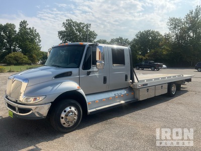 2013 International 4300M7 SBA 4x2 Crew Cab Schiebeplateauschleppwagen