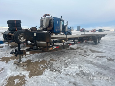 2011 Car-Tex 40 ft T/A Equipment Trailer
