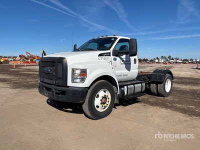 2019 Ford F-650 4x2 Autocarro cabina e telaio