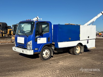 2016 Isuzu NPR 4x2 Utility Truck