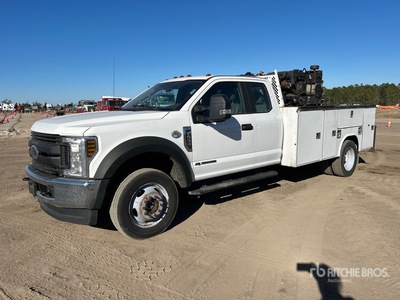 2018 Ford F-450 XL 4x4 Extended Cab Service Truck