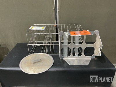(2) Tray Wire Racks, (10) Lids & (4) Commercial Racks