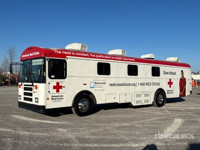 2011 Thomas MVP EF 4x2 Bus