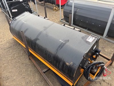 2026 GIYI GY-BS72 72 in Skid Steer Sweeper (Unused)