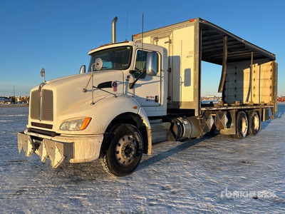 2018 Kenworth T400 6x4 Curtain Side Truck