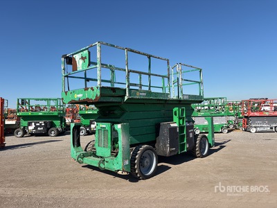 2015 Genie GS-5390 4x4 Diesel Scissor Lift