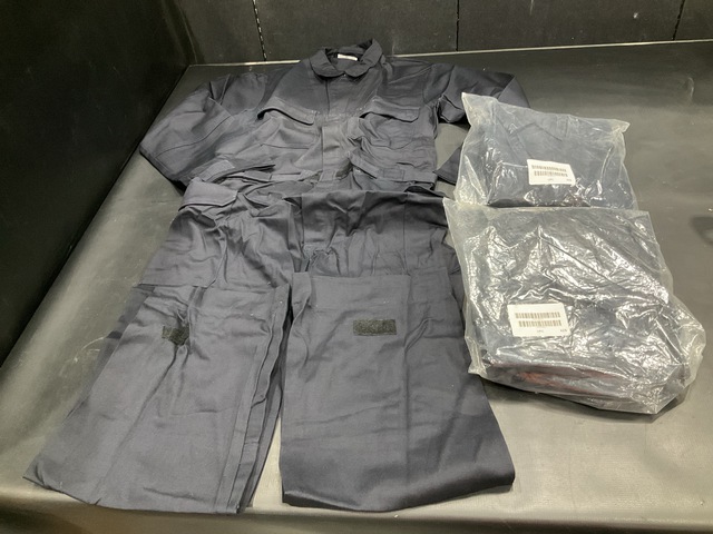 (76) Pairs of Men's Coveralls